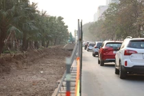 Lộ diện đường Hoàng Quốc Việt sau khi xén dải phân cách mở rộng lòng 