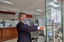 Công sở Hà Nội vắng vẻ trong sáng làm việc đầu tiên của năm mới