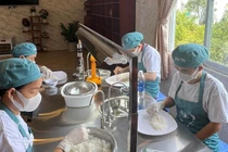 Nhà giàu chi hàng chục triệu đồng mua vàng trắng về tẩm bổ