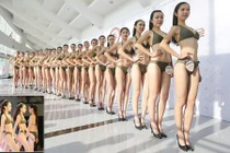 Dàn nữ sinh chân dài thi tuyển tiếp viên hàng không