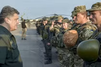 Tổng thống Ukraine trao thêm quyền tự trị cho phe ly khai