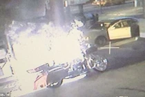 Cái kết đắng cho thanh niên bơm xăng khi xe nổ máy