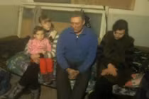 Cuộc sống dưới hầm trú ẩn ở miền đông Ukraine