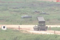 Xem quân đội Nga tập trận phóng tên lửa như mưa