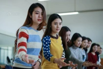 Vẻ đẹp hút hồn của các nữ tình nguyện viên TQ