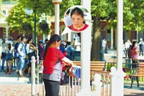 Du khách TQ phơi đồ lót trong công viên Hong Kong