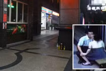 Cặp đôi trung niên “yêu” ngay tại nhà hàng gây bức xúc