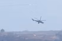 Trực thăng Nga khai hỏa tiêu diệt phiến quân ở Syria