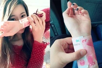 Dân mạng lại phát sốt với thử thách “Tiền cuộn cổ tay”