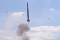 Tên lửa S-300 của Nga phát nổ ngay tại bệ phóng