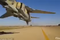 Chiến đấu cơ MiG-23 cất cánh sát đầu người