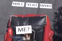 Màn cầu hôn không dành cho người yếu tim