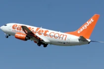 Máy bay hạ cánh khẩn cấp vì khách đấm nữ tiếp viên