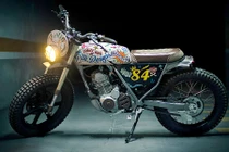 Honda CLR 125 nổi bần bật với phong cách hoài cổ