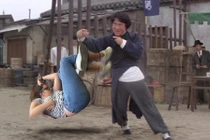 Dân mạng chế ảnh nữ sinh ngủ trong thư viện