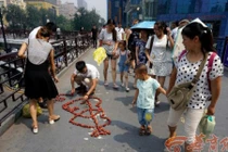 9X xếp quả vải cầu hôn bạn gái, nàng ăn rồi... bỏ đi