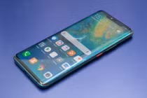 Top điện thoại màn hình cong siêu "gợi cảm" cực hot 2019