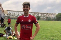 Cầu thủ Việt kiều Australia 16 tuổi 'gây thương nhớ' cho fan nữ