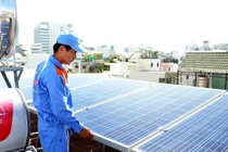 Tự lắp hệ thống điện mặt trời: Lợi bất cập hại