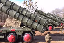 Mỹ sẽ trừng phạt nặng nề nếu Saudi Arabia mua S-400 của Nga?