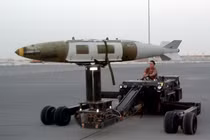 Còn vài chục lính IS, sao Mỹ phải ngốn 36 tấn bom để tiêu diệt?