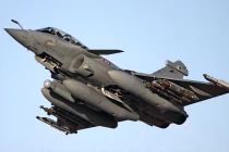 Ấn Độ: tiêm kích Rafale Pháp mang tên lửa Nga