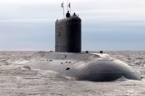 Tàu ngầm Kilo Việt Nam "đáng sợ" hơn tàu Kilo Trung Quốc?