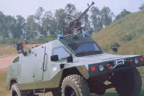 Ảnh QS cuối tuần: “lộ” xe bọc thép của đặc nhiệm Việt Nam