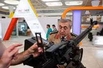 Thăm qua triển lãm súng ống “nhái” của Iran