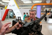 Thăm qua triển lãm súng ống “nhái” của Iran