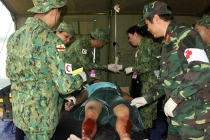 Xem bộ đội Việt Nam và quốc tế diễn tập ARDEX 13