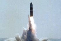 10 ngày, Trung Quốc bắn 2 tên lửa đạn đạo “nạt” Mỹ