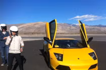 Cường Đô La khoe ảnh đua siêu xe ở Mỹ