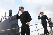 Đô đốc Hải quân Mỹ thăm siêu hạm, tàu ngầm Trung Quốc