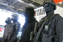 Tận mắt vũ khí công nghệ cao ở triển lãm Milipol 2013