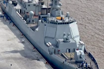 Trung Quốc hạ thủy siêu hạm Type 052D thứ 4