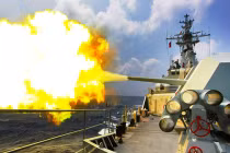 Pháo, tên lửa Trung Quốc “gào thét” trên biển