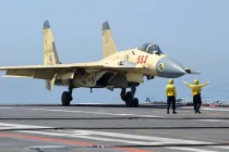 Tiêm kích J-15, TSB Liêu Ninh bắt đầu “khuấy động” Biển Đông