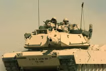 Mỹ sẽ cấp 20 tàu chiến, xe tăng M1 cho Đài Loan?