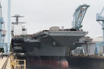 Xem siêu tàu sân bay Mỹ Gerald R.Ford “nhúng nước”