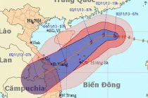 Bão số 12 liên tục đổi hướng