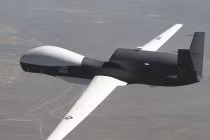 Điểm danh những UAV bay lâu nhất thế giới (2)