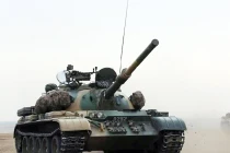 Xe tăng, thiết giáp Trung Quốc “gầm thét” trên thảo nguyên