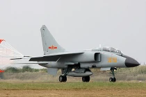Chuyên gia TQ cố “gán ghép” đánh giá JH-7 hơn Su-30