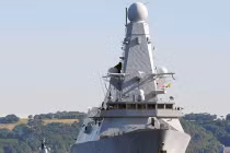Siêu hạm Hải quân Anh đã đến Việt Nam 