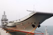 Tàu sân bay Liêu Ninh đã vào căn cứ ở Hải Nam