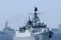 Trung Quốc “liên tù tì” đưa tàu chiến tới Biển Đông 