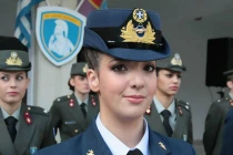 Top 10 quốc gia có nữ quân nhân hấp dẫn nhất