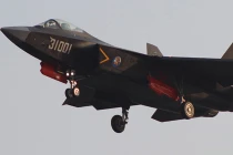 Trung Quốc cáo buộc tiêm kích ATD-X Nhật “sao chép” J-31