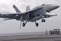 Tàu chiến Mỹ, Nhật, Hàn bắt đầu “khuấy động” biển